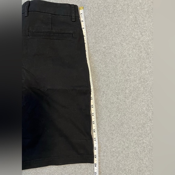 Old Navy FOUR PACK Men’s Black Shorts - Picture 6 of 12
